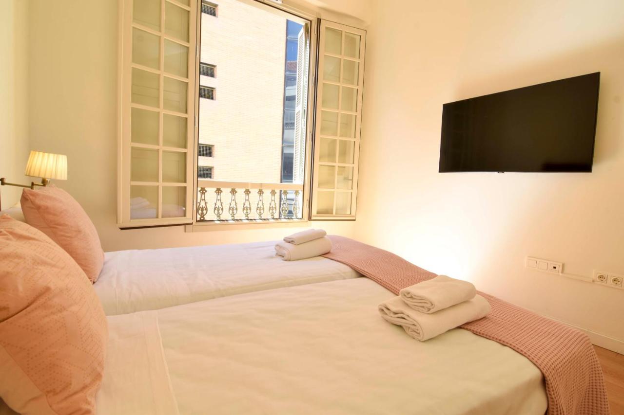 Apartamento Letmalaga Plaza Del Teatro Premium Exterior foto